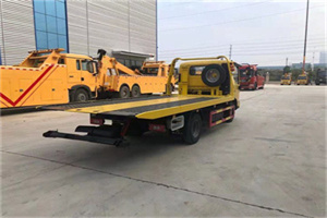 克拉玛依非事故拖车